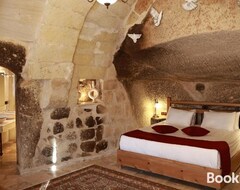 Hotelli Peruna Cave Hotel (Göreme, Turkki)