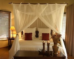 Hotel Nkaya Game Lodge (Hoedspruit, South Africa)