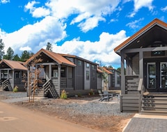 Resort/Odmaralište Village Camp Flagstaff (Bellemont, Sjedinjene Američke Države)