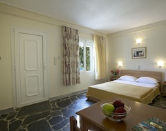 Hotel De Αngelo (Nea Styra, Grækenland)
