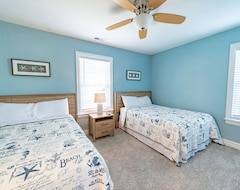 Hele huset/lejligheden Kil9112 Golf Resort Living; Minutes To The Beach; Community Pool & Fitness (Powells Point, USA)