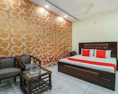 Entire House / Apartment Oyo 45917 Victoria Crossroads (Chandigarh, India)