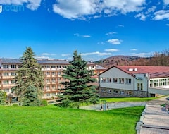 Otel Sanatorium Gornik (Iwonicz-Zdrój, Polonya)
