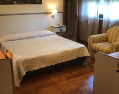 Khách sạn Hotel Ai Tufi (Siena, Ý)
