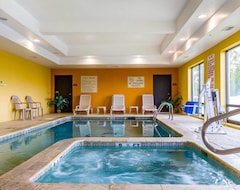 Hotel Comfort Suites Waycross (Waycross, USA)
