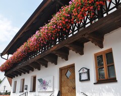 Khách sạn Kastanienhof Pfettrach (Altdorf, Đức)