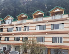Hotel Kayanat (Dalhousie, Indija)