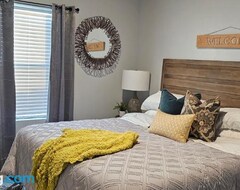 Entire House / Apartment Canadian River Villas (Amarillo, USA)