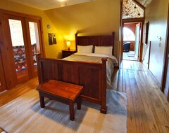 Toàn bộ căn nhà/căn hộ Big Family & Multi-Family Cottage With Incredible View, Hot Tub & Sauna (Parry Sound, Canada)