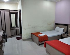 Hotel Raj Palace (Dibrugarh, India)