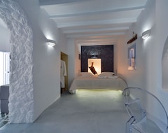 Lejlighedshotel AMOsuites & Spa (Folegandros - Chora, Grækenland)