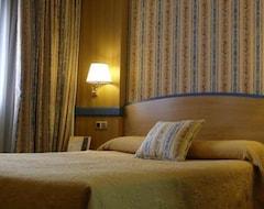 Hotel Gran Versalles (Madrid, Spain)