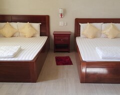 Hotelli Hotelvanxuan79 (Châu Đốc, Vietnam)