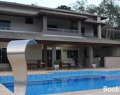 Entire House / Apartment Rancho Recanto Do Sabia (Sacramento, Brazil)