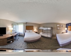 Khách sạn Comfort Inn & Suites Tipp City - I-75 (Tipp City, Hoa Kỳ)