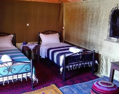 Khu cắm trại Red Dunes Desert Camp (Merzouga, Morocco)
