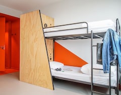 Khách sạn Via Suites (Diemen, Hà Lan)