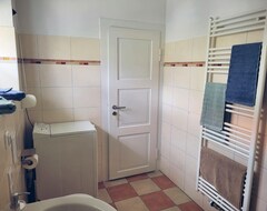Entire House / Apartment Ferienwohnung/app. Für 3 Gäste Mit 45m² In Merseburg (Merseburg, Germany)