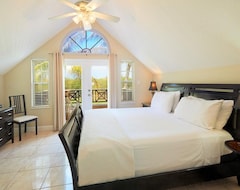 Hotel Shangri-La (West Bay, Cayman Islands)