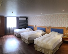Hotelli European Castleoubaoshangwuqicheluguanyouxiangongsi (Tainan, Taiwan)