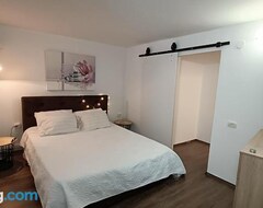 Cijela kuća/apartman Lovely 1-bedroom Apartment Close To The Centre (Cluj-Napoca, Rumunjska)