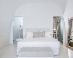 Hotel Charisma Suites (Oia, Grecia)