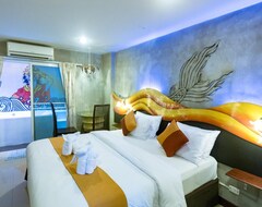 Khách sạn 5 Minute Walk Fantasea Hotel ; (Kamala Beach, Thái Lan)