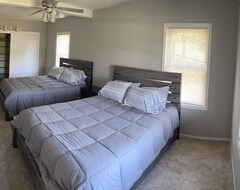 Entire House / Apartment Vrbo Property (Moorhead, USA)
