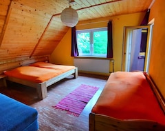 Koko talo/asunto Great Rust. Country House With A Romantic Garden And Wood Heating. Finland Sauna (Schefflenz, Saksa)