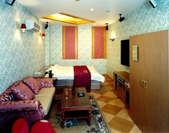 Hotel Ks Dandy -a Trip To The Town Of Provence- Adult Only (Okazaki, Japonya)