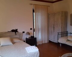 Hotel B&B Podere Montese (Villafranca in Lunigiana, Italy)