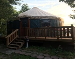 Hele huset/lejligheden Dancing Crane Writing Center And Artist Retreat Eco Yurt (Gibbon, USA)