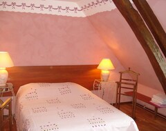 Hotel Gites 8 Adults 2 Children In The Middle Of Haras (Lessard-et-le-Chêne, Francia)