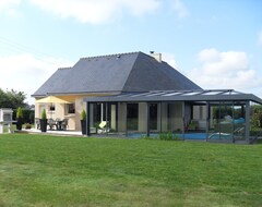 Koko talo/asunto Maison Avec Piscine Et Spa Privatifs, Kersaint Plabennec (Kersaint-Plabennec, Ranska)