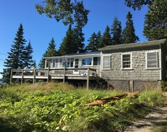 Toàn bộ căn nhà/căn hộ Oceanfront Cottage In Downeast Maine With Solar Power: Two Jetties Cottage (Milbridge, Hoa Kỳ)