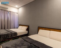 Hele huset/lejligheden Georgetown 25pax 4br With Ktv & Jaccuzi Spa & Pool Table Near Penang Bridge And Usm (Jelutong, Malaysia)