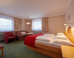 Hotel Roggal (Lech am Arlberg, Austria)