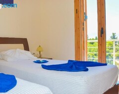 Hotelli Sea View Villa Giorgios Five Bedroom (Gavalochori, Kreikka)