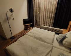 Toàn bộ căn nhà/căn hộ Standard Room Double Bed No. 4 - Goldner Engel, Restaurant - Hotel - Butcher (Laudenbach, Đức)