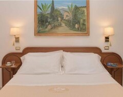 Khách sạn Hotel Villa Schuler (Taormina, Ý)
