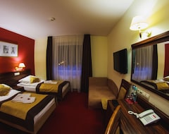 Hotelli Hotel Pikul (Pulawy, Puola)