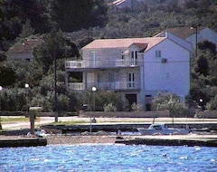 Hotel Apartment in Lumbarda (Kor?ula, capacity 4+1 (Lumbarda, Kroatien)