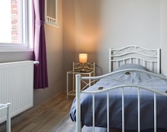 Toàn bộ căn nhà/căn hộ 5 Bedroom Accommodation In Quiestede (Quiestède, Pháp)
