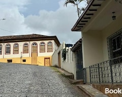 Pertin da Praça Hostel (Ouro Preto, Brazil)