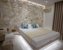 Otel Katerina Roza Studios (Naxos - Chora, Yunanistan)