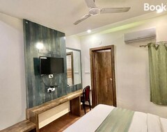 Hotel Janaki ! Varanasi ! fully-Air-Conditioned-hotel family-friendly-hotel, near-Kashi-Vishwanath-Temple and Ganga ghat (Varanasi, Indija)