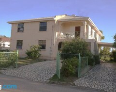 Huoneistohotelli Eumelvilla (Holetown, Barbados)