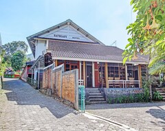 Oyo 92885 Satriafi 2 Hotel (Magelang, Indonesia)