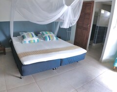 Entire House / Apartment Infiniti Blue (Bouillante, French Antilles)