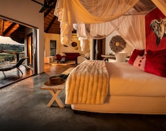 Khách sạn Pondoro Game Lodge (Hoedspruit, Nam Phi)